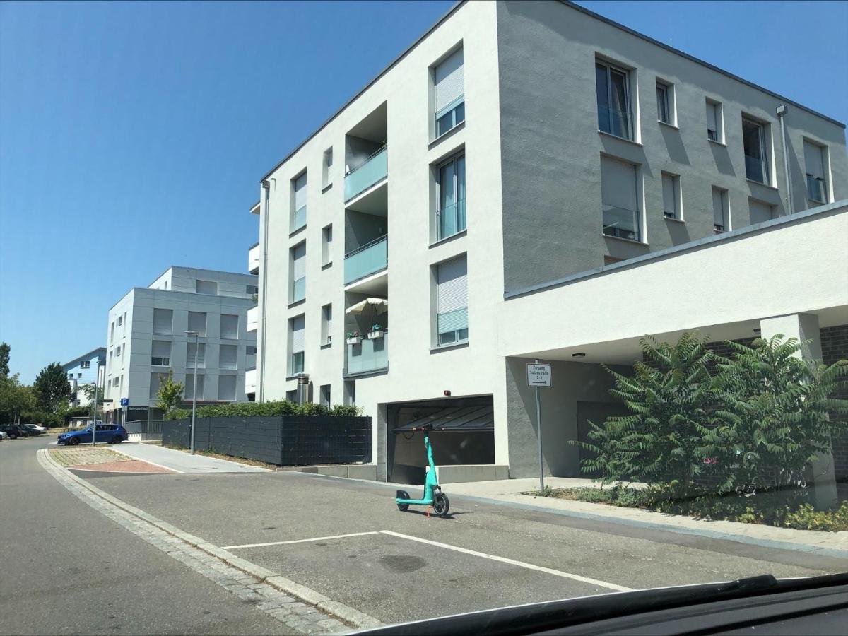 Moderne Alpenblick Apartment Friedrichshafen Eksteriør billede